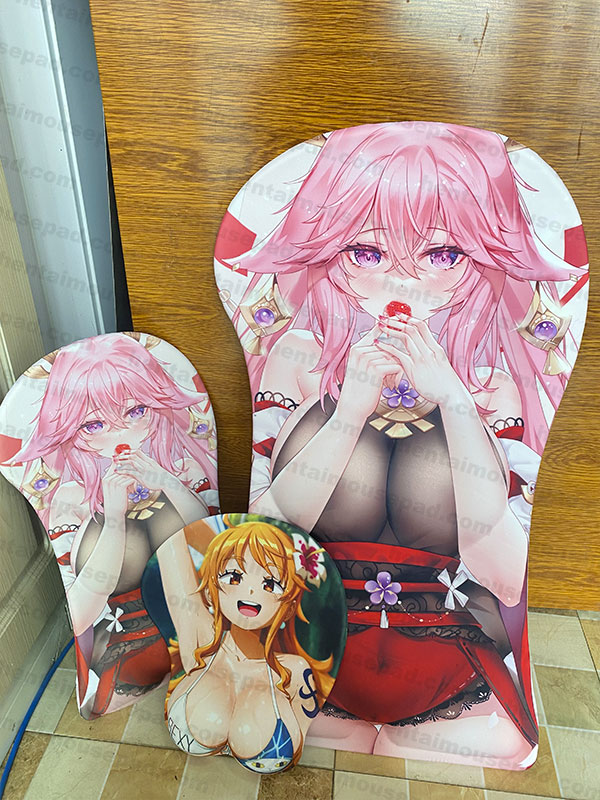 Half Body Hentai 3D Mouse Pad Product Detail Image 7